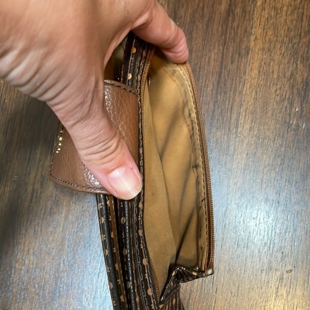 FOSSIL snap closure dot print wallet